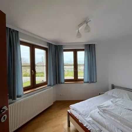 Mit Blick Auf Wasser By Interhome